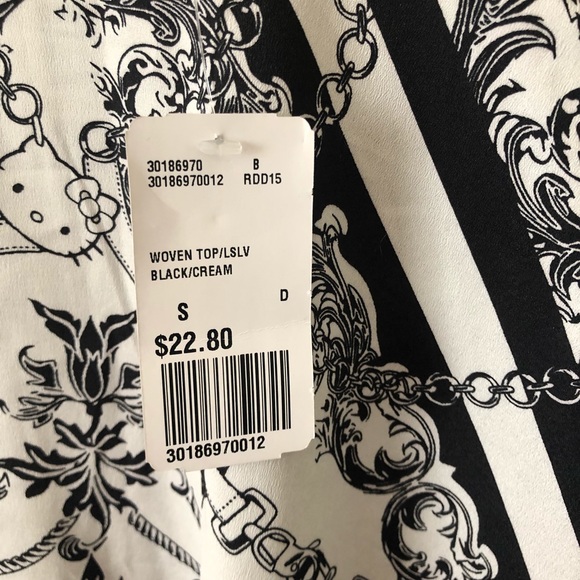 Limited edition Forever21 Hello Kitty Top - Picture 3 of 5